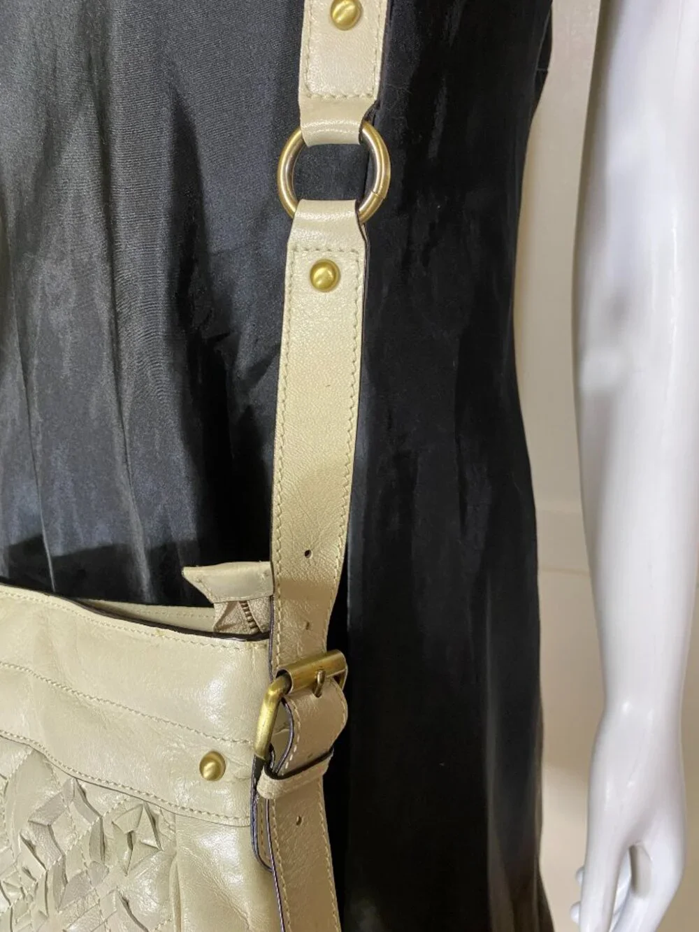 FIRENZE BELLA Quilt Diamond Woven Satchel Crossbody Hobo Bag Cream Leather $114